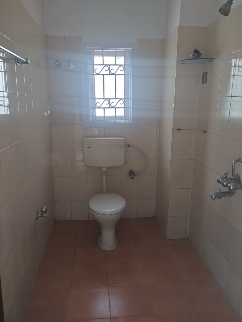 Unfurnished 3bhk in Nabin Nagar, Guwahati, Assam, India for Rent